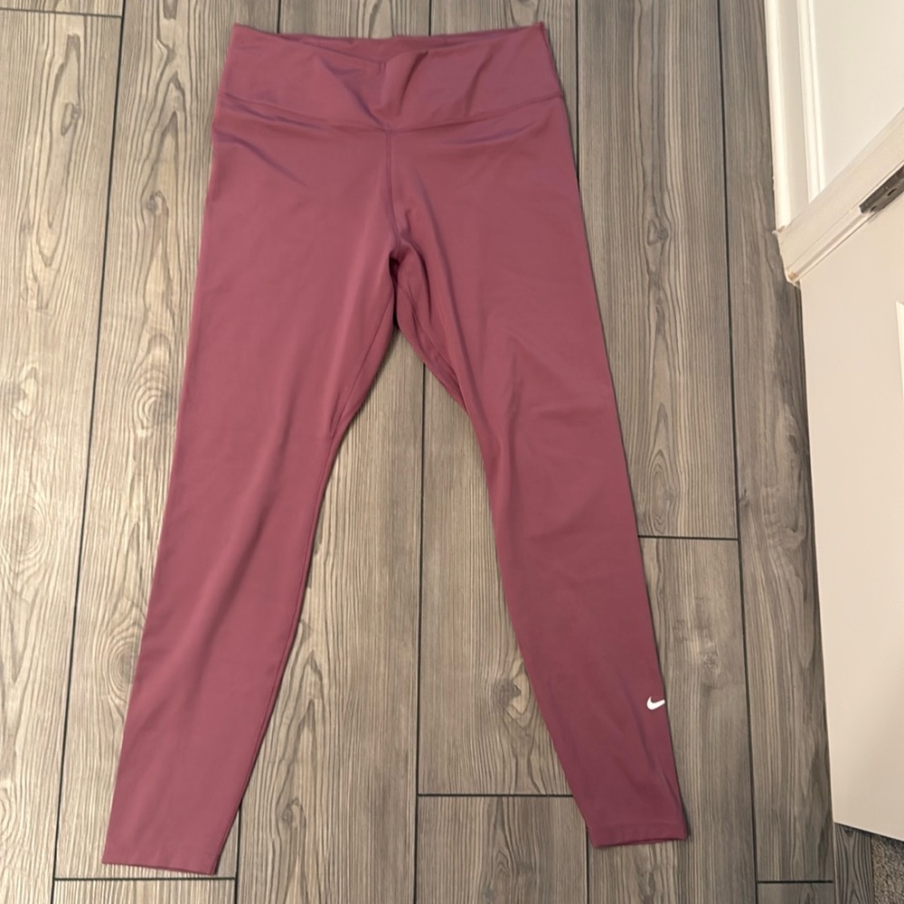 Nike leggings